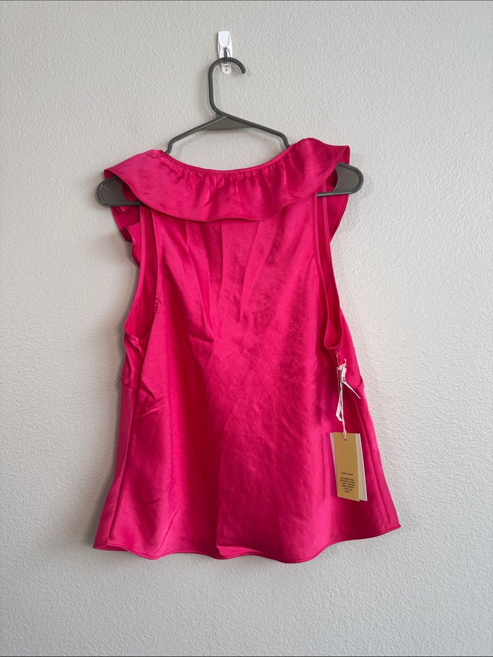 NWT Wilfred Tonka Satin Blouse in Bright Rose Pink - L - Picture 5 of 5